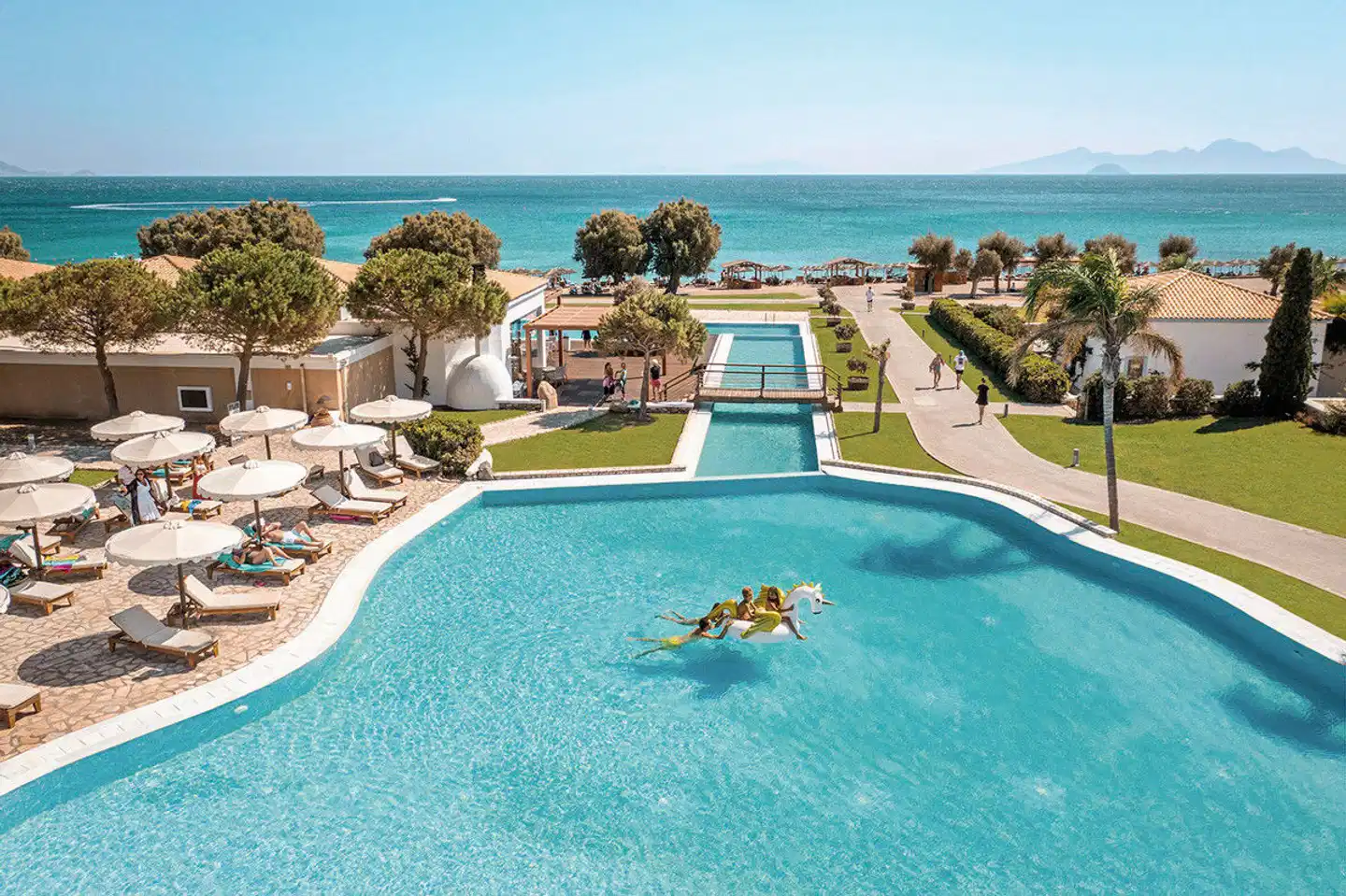 Mitsis Selection Blue Domes Pool