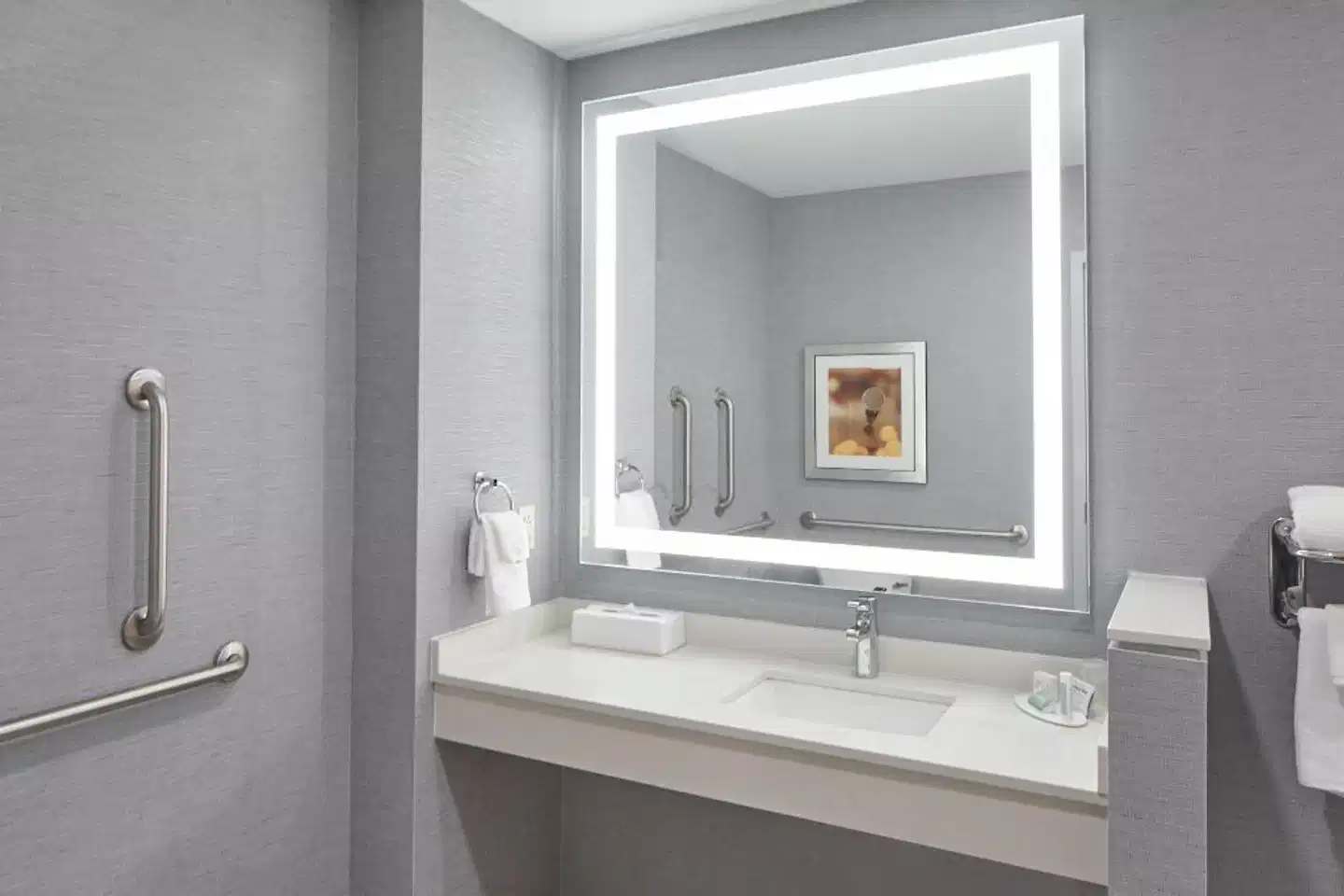 Fairfield Inn & Suites by Marriott Nashville Downtown/The Gulch Badezimmer