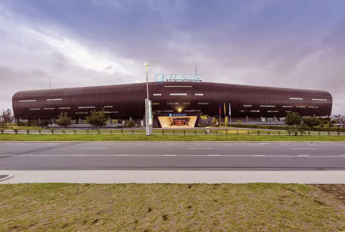 Wyndham Quito Airport Aussenansicht