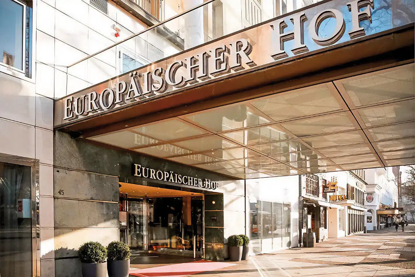 Disneys DIE EISKÖNIGIN - Das Musical - Package im Hotel Europäischer Hof Aussenansicht