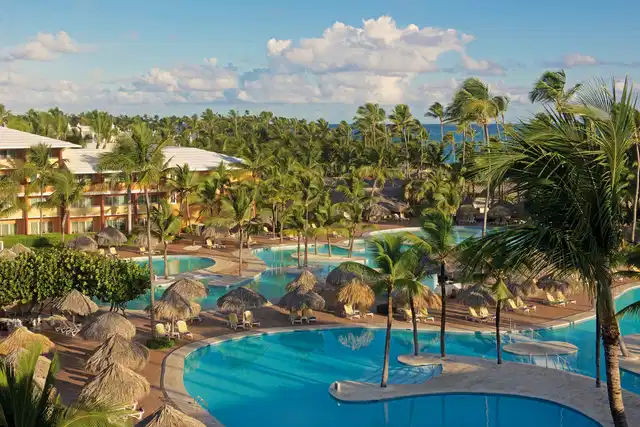 Iberostar Waves Dominicana Pool
