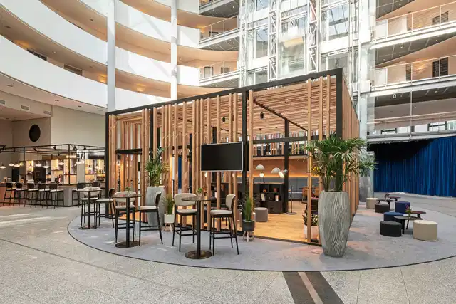 NH Düsseldorf City Lobby