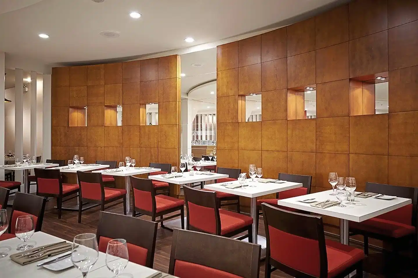 Delta Hotels by Marriott Ottawa City Centre Restaurant