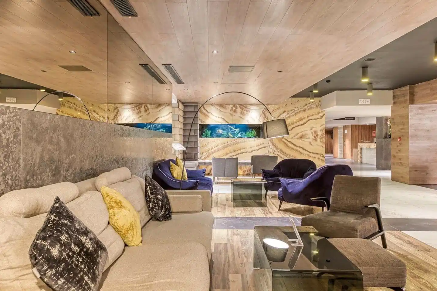 Solana Hotel & Spa Lobby