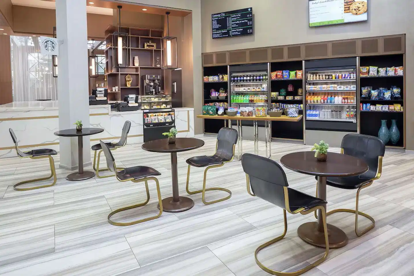 DoubleTree by Hilton Newark Airport Bar