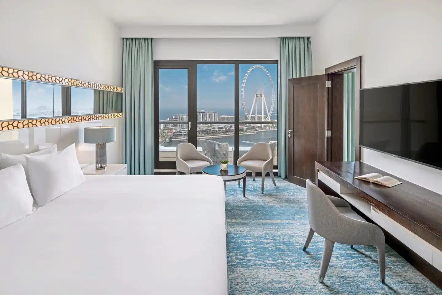 JA Ocean View Hotel Wohnbeispiel