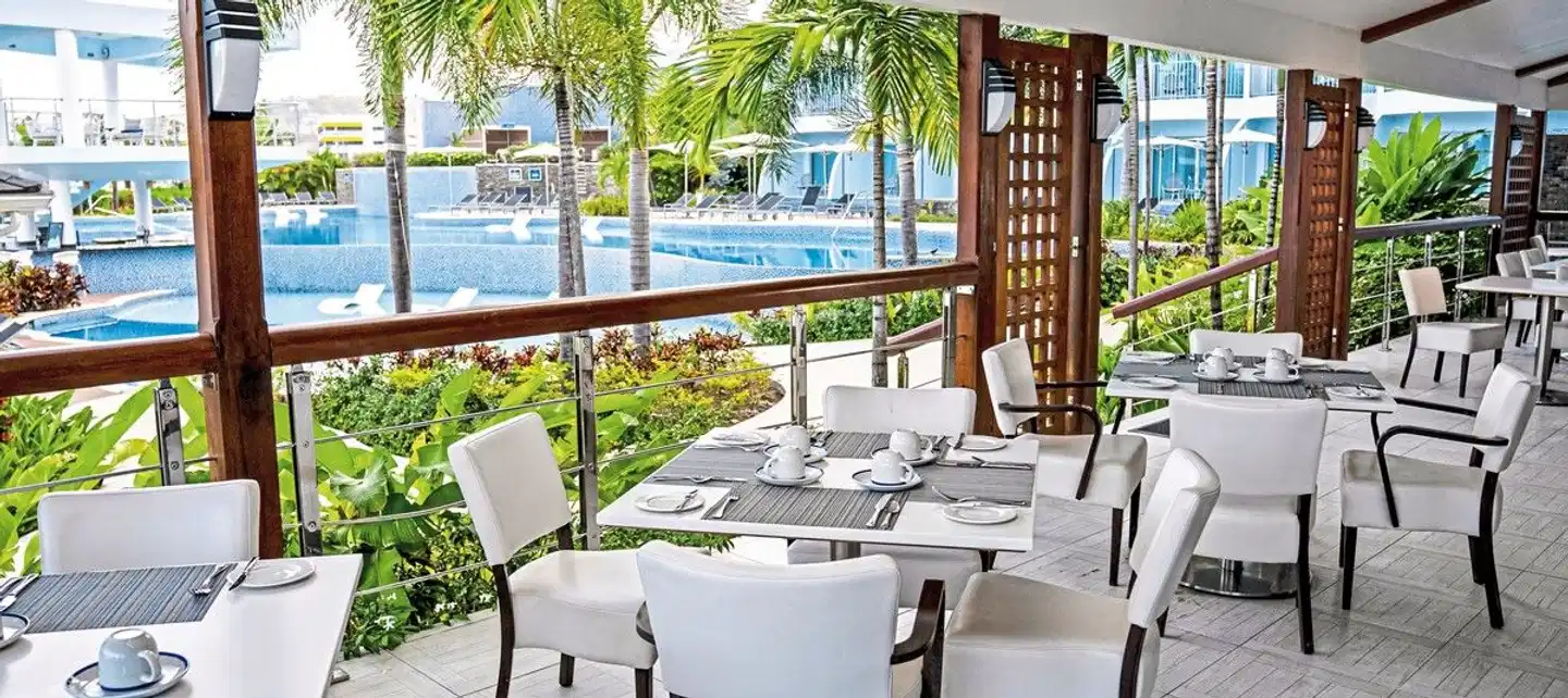 Harbor Club St. Lucia, Curio Collection by Hilton Restaurant