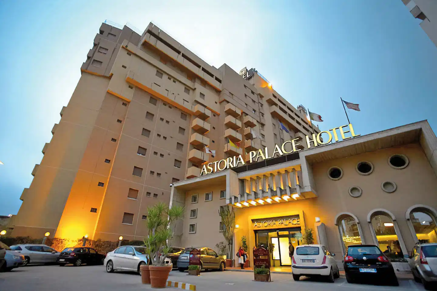 Astoria Palace Aussenansicht