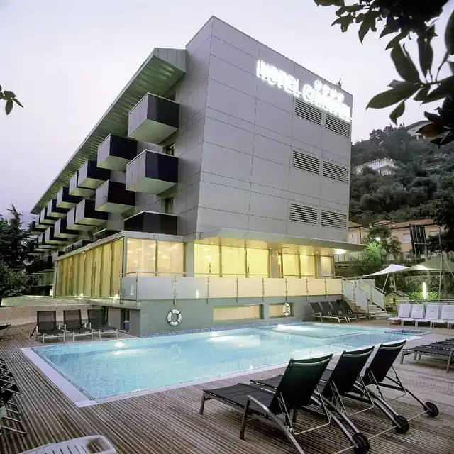 Bike Hotel Caravel Pool