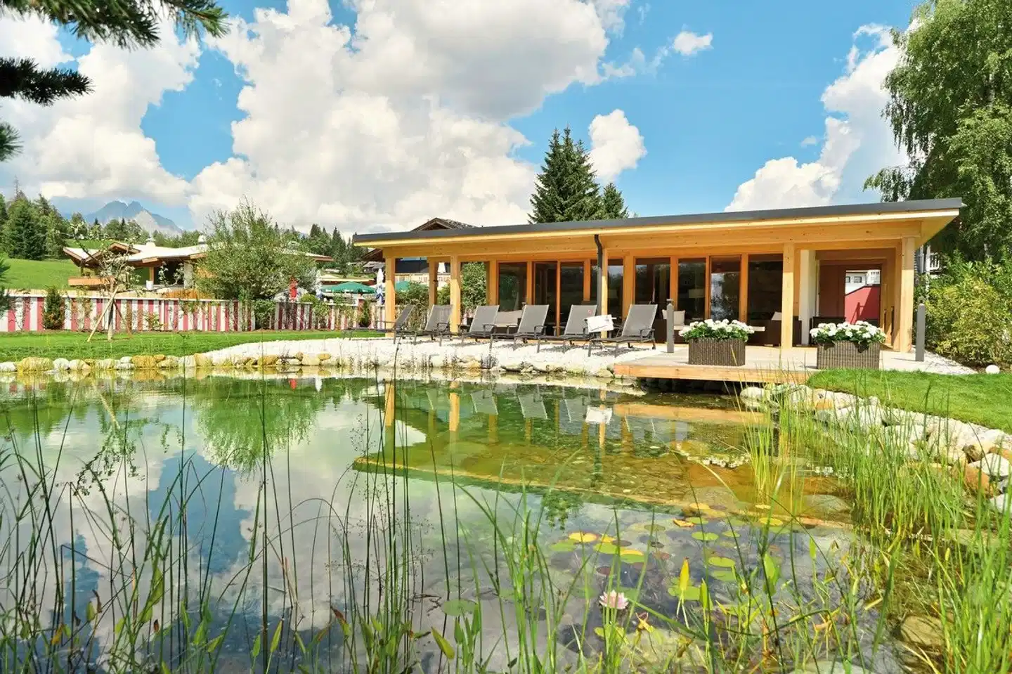 Das Hotel Eden Aussenansicht