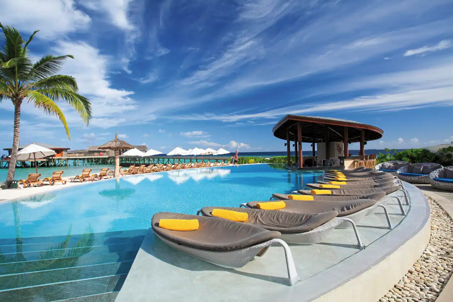 Centara Ras Fushi Resort & Spa Maldives Pool