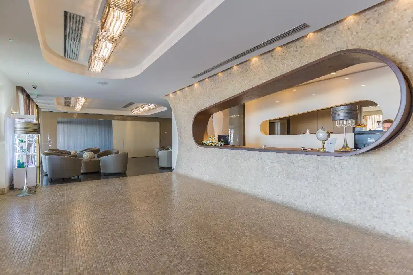 Main Palace Hotel Lobby