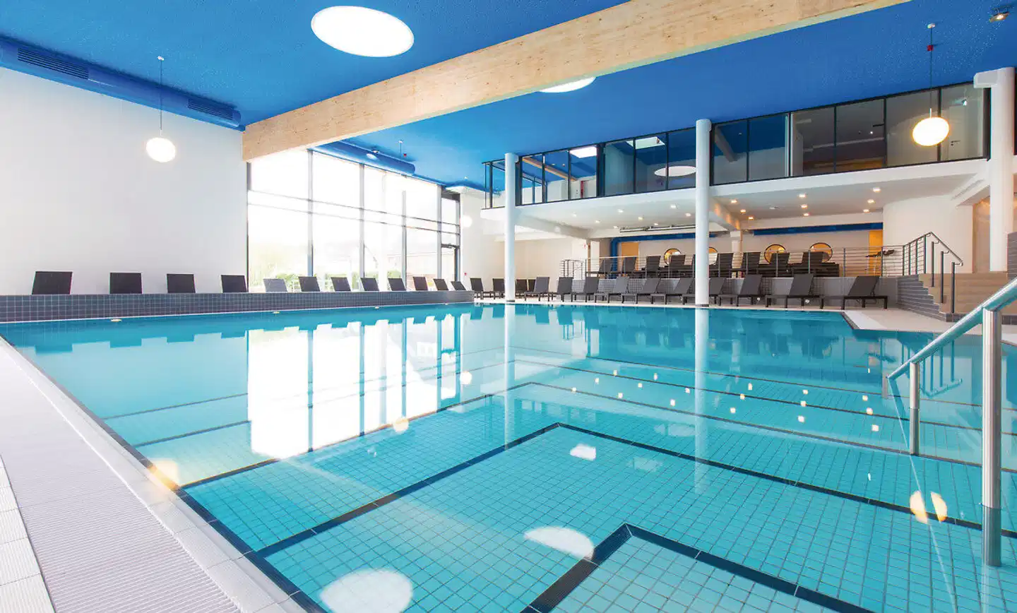 CARAT Residenz Apartmenthaus Hallenbad