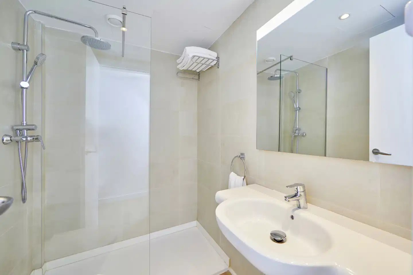 Ilusion Moreyo - Adults only Badezimmer