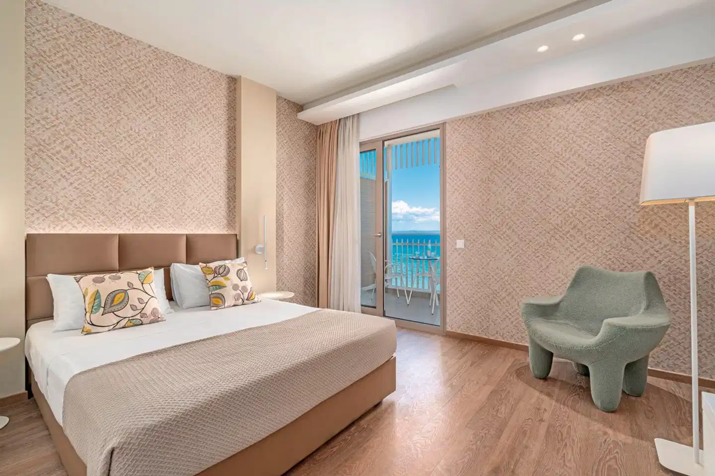 Ammon Zeus Luxury Beach Hotel Wohnbeispiel