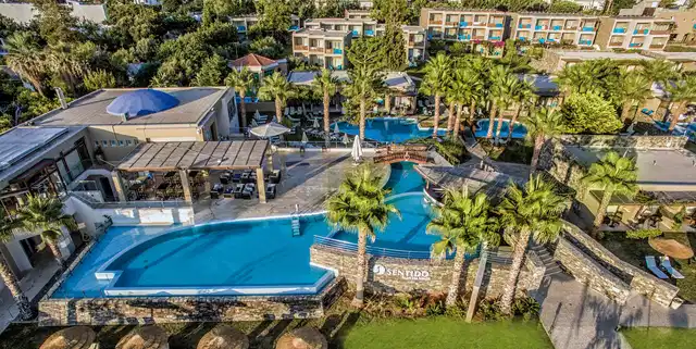 Blue Sea Beach Affiliated by Melia Pool