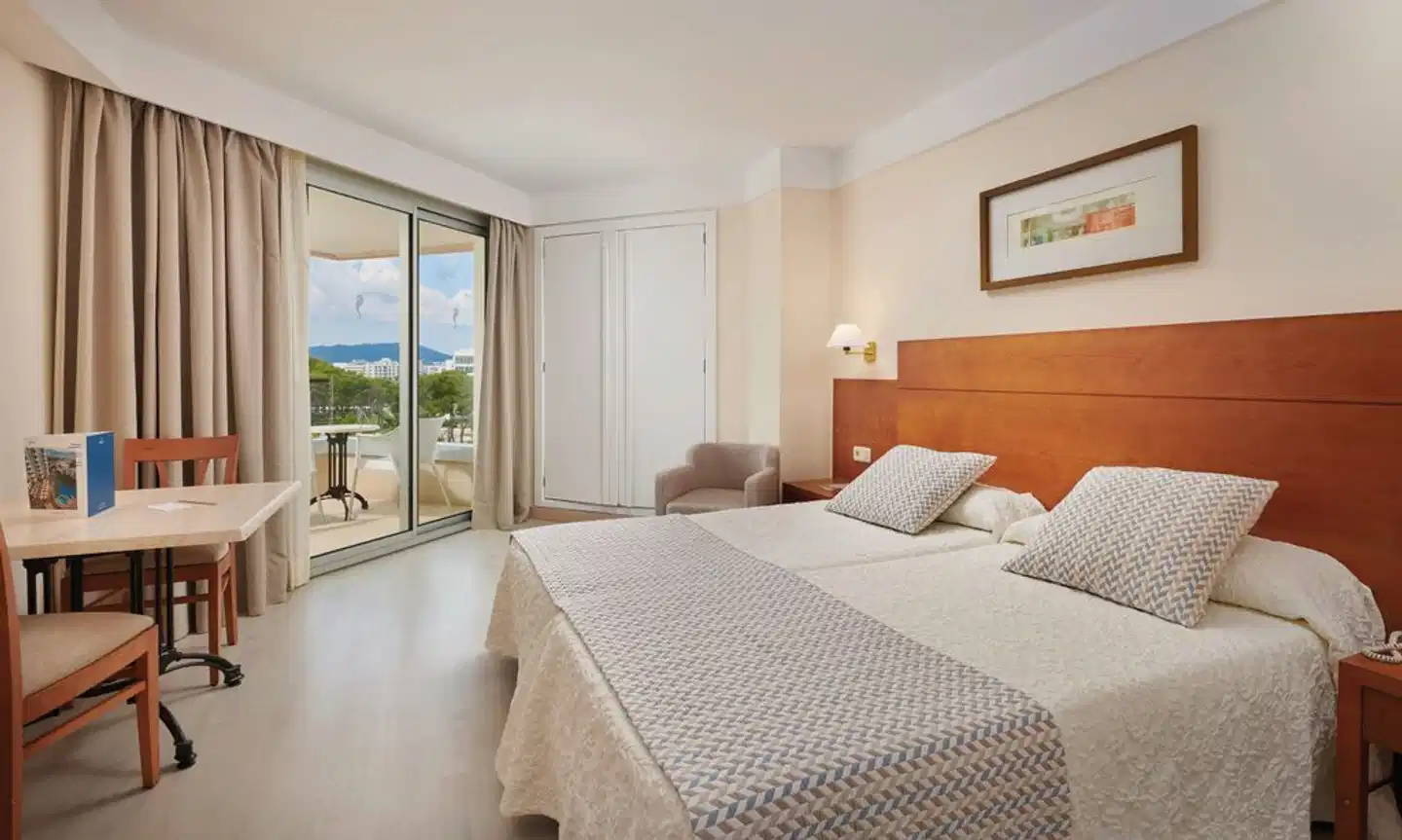 Hipotels Bahia Grande Wohnbeispiel