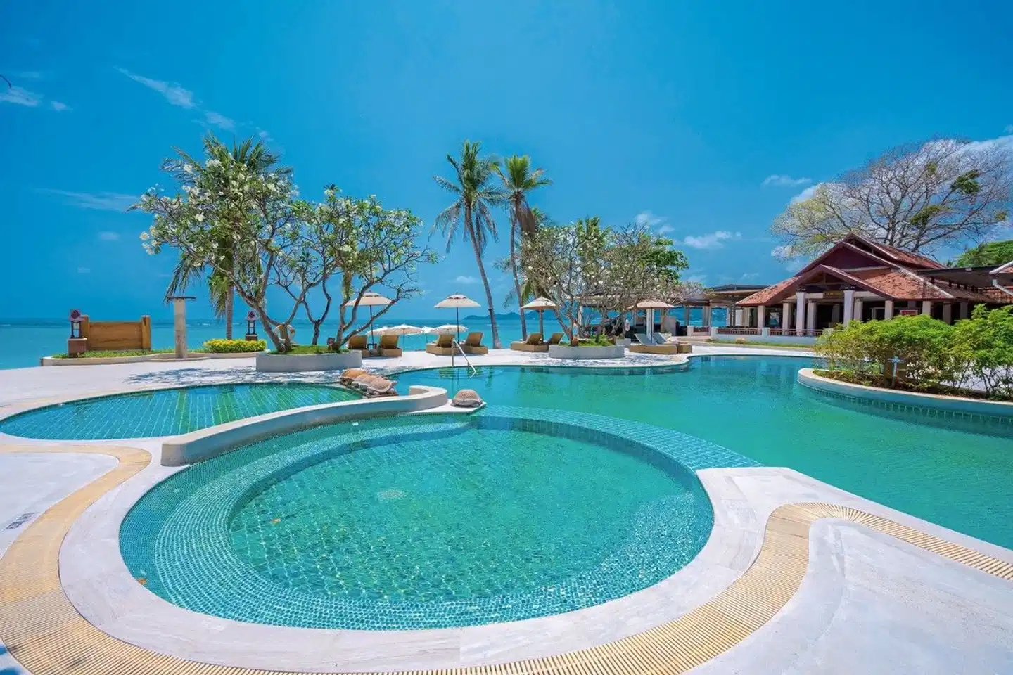 Chaweng Regent Beach Resort Pool