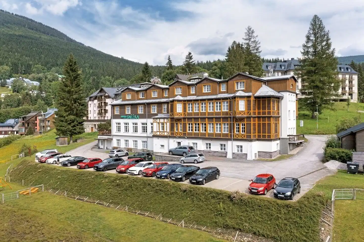 Hotel Snezka Aussenansicht