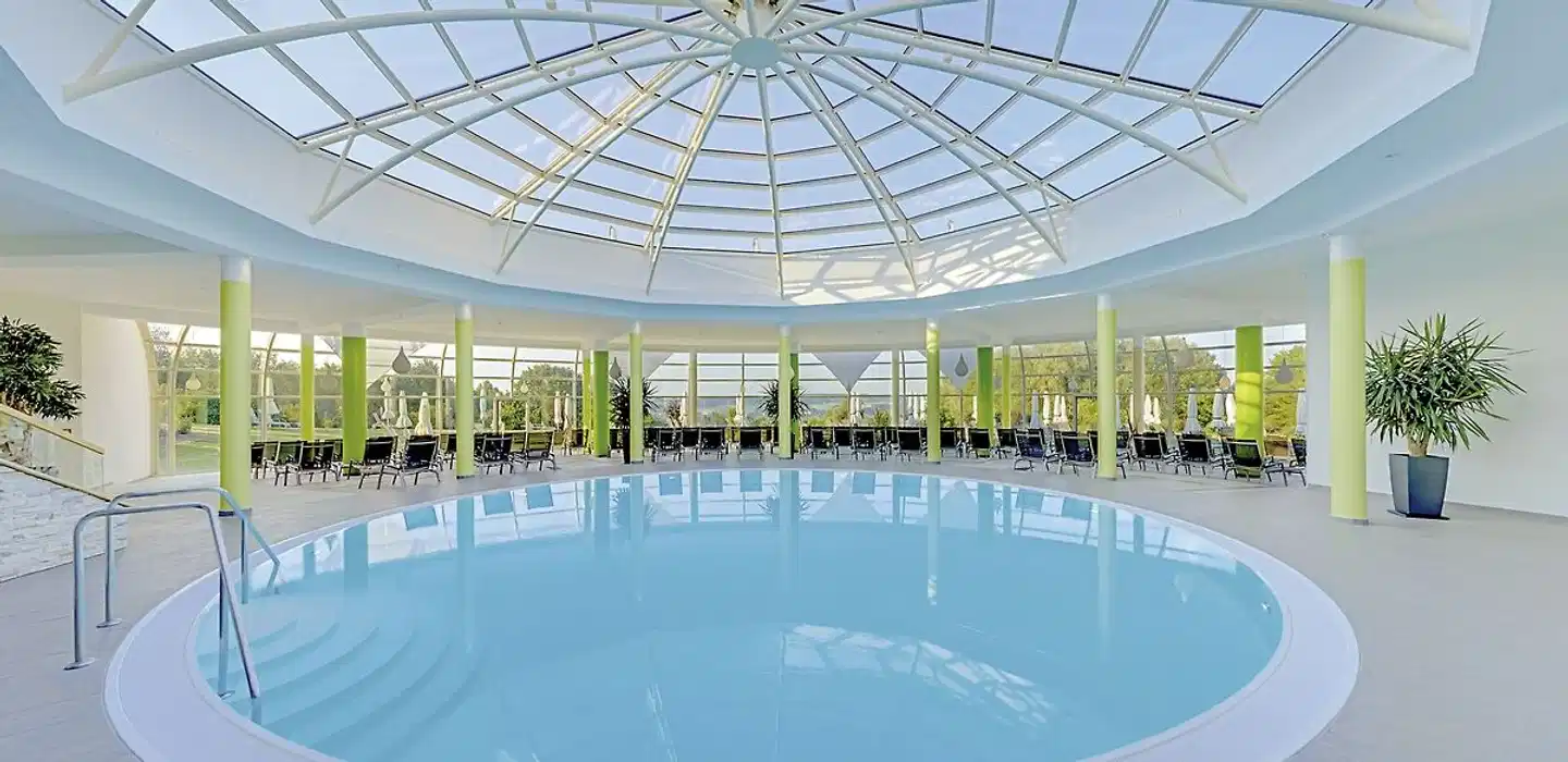 Wellness- & Golfhotel Fürstenhof Hallenbad