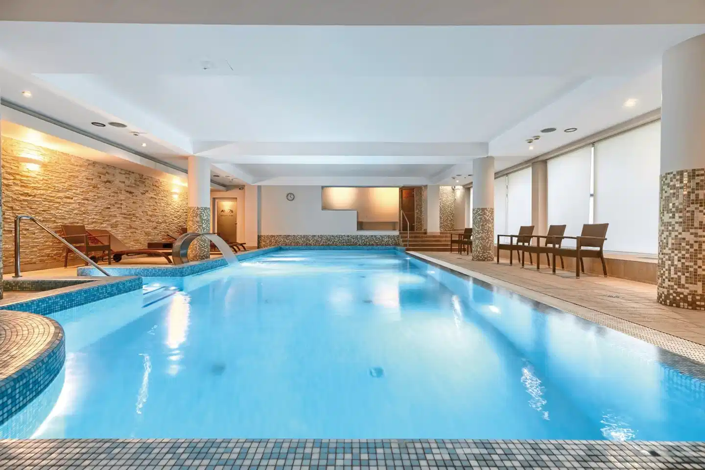 Atol Hotel & Spa Hallenbad