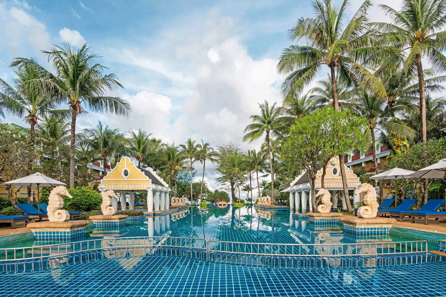Phuket Graceland Resort & Spa Pool