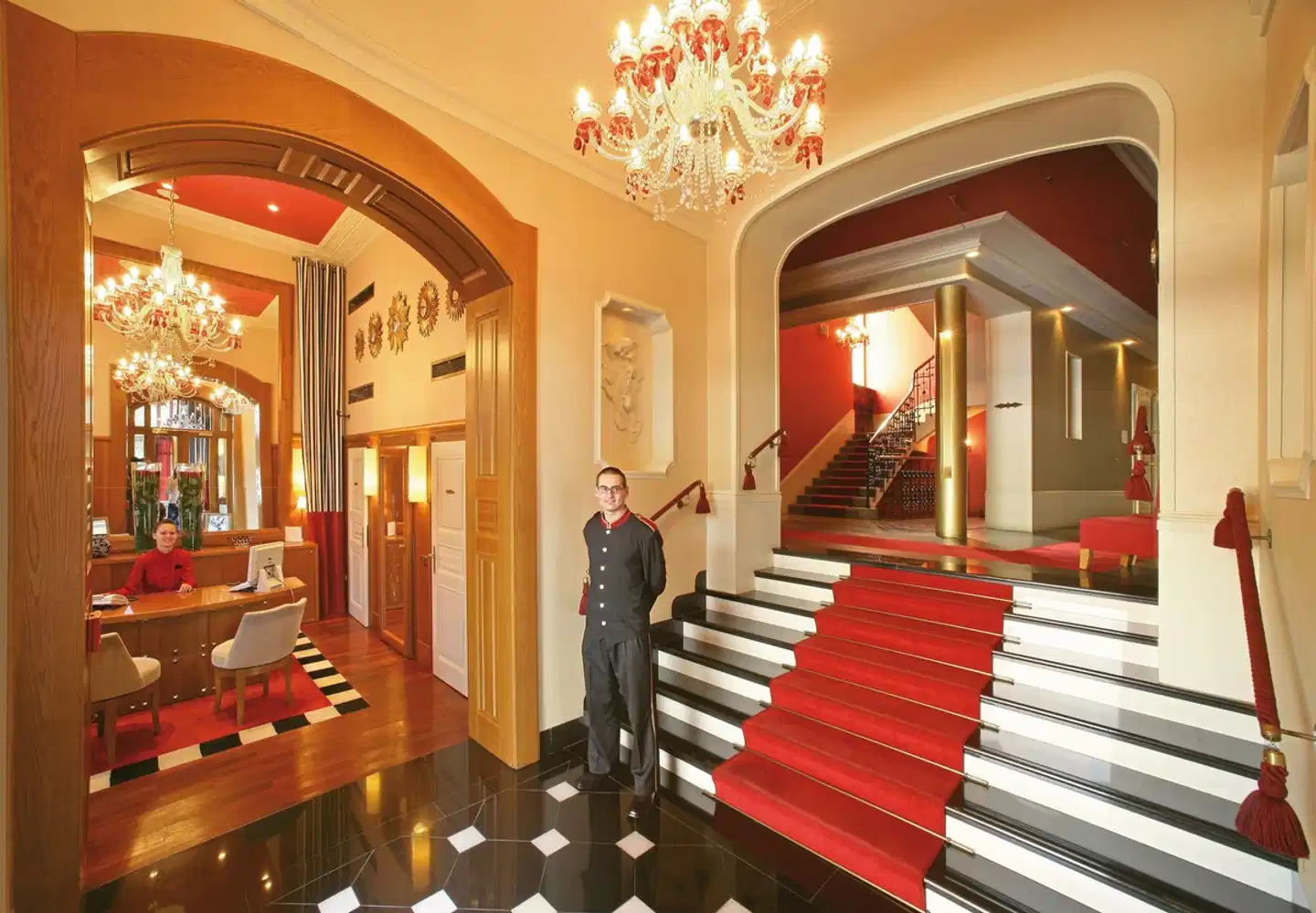 Mamaison Hotel Riverside Prague Lobby