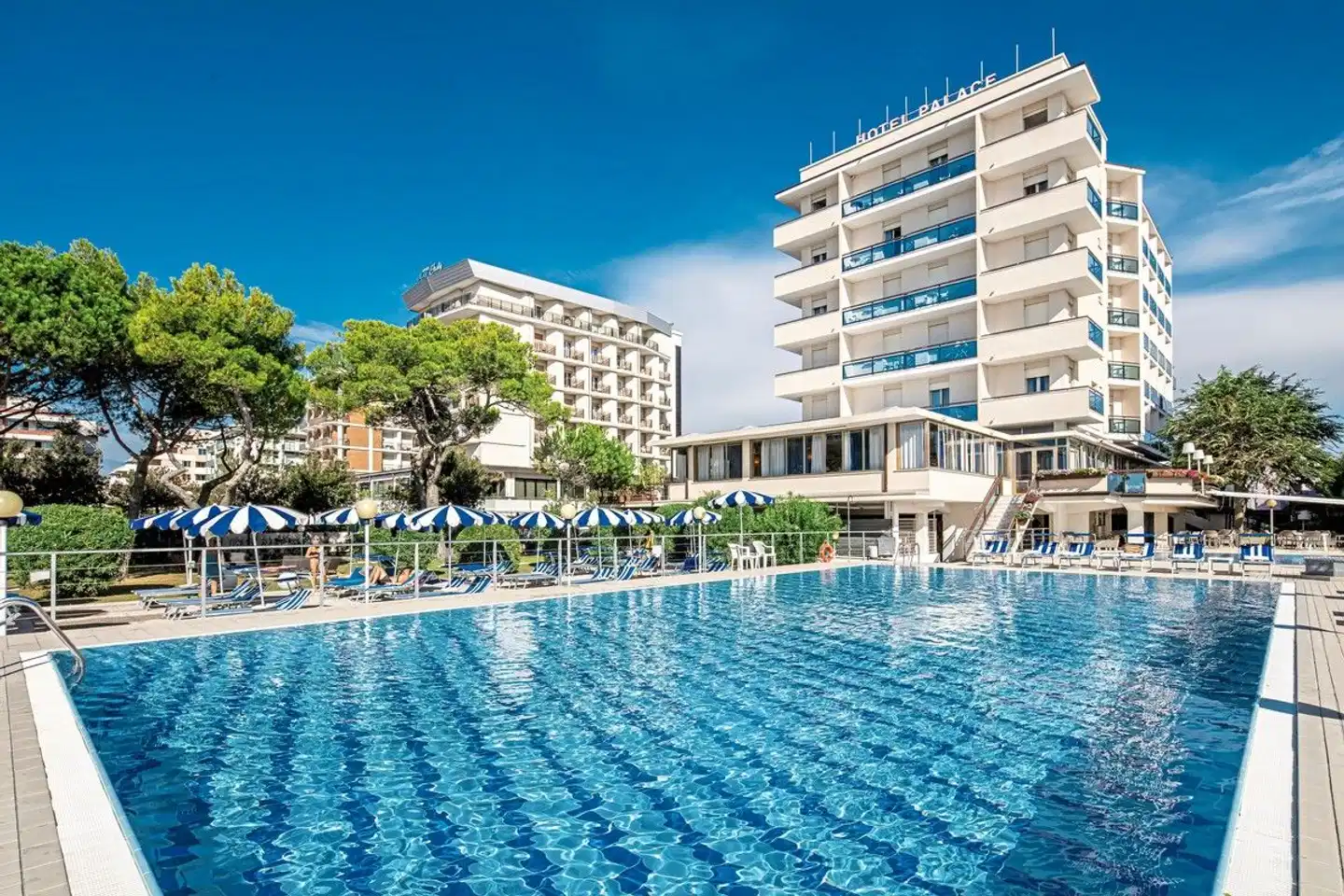 Palace Aussenansicht