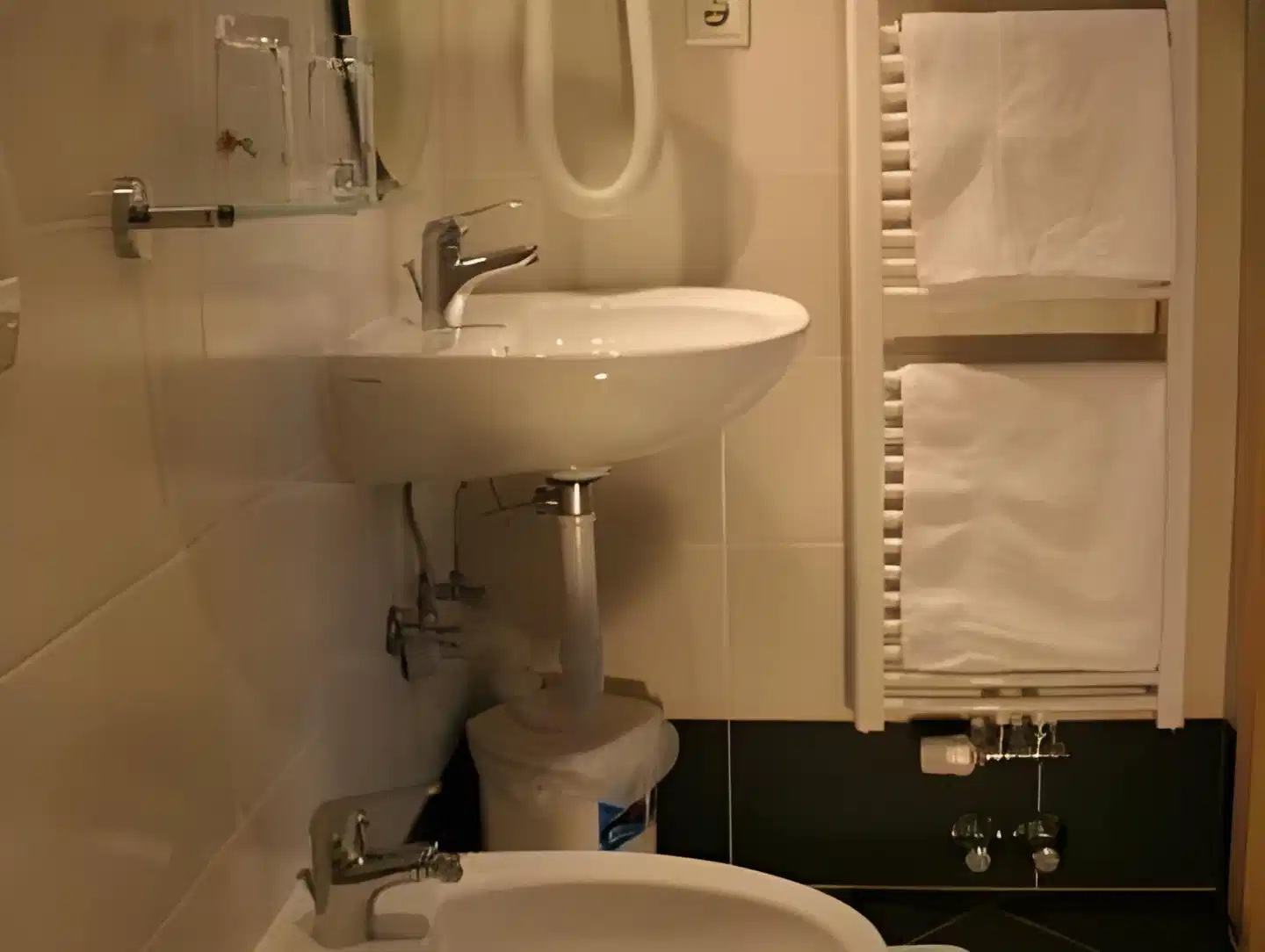 Gasthof Majestic Badezimmer