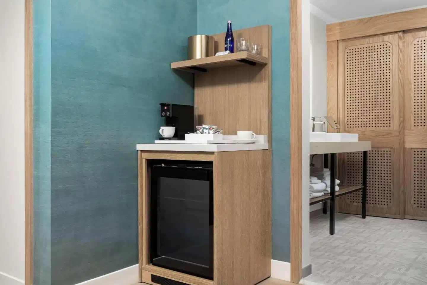 The Hiatus Clearwater Beach, Curio Collection by Hilton Badezimmer