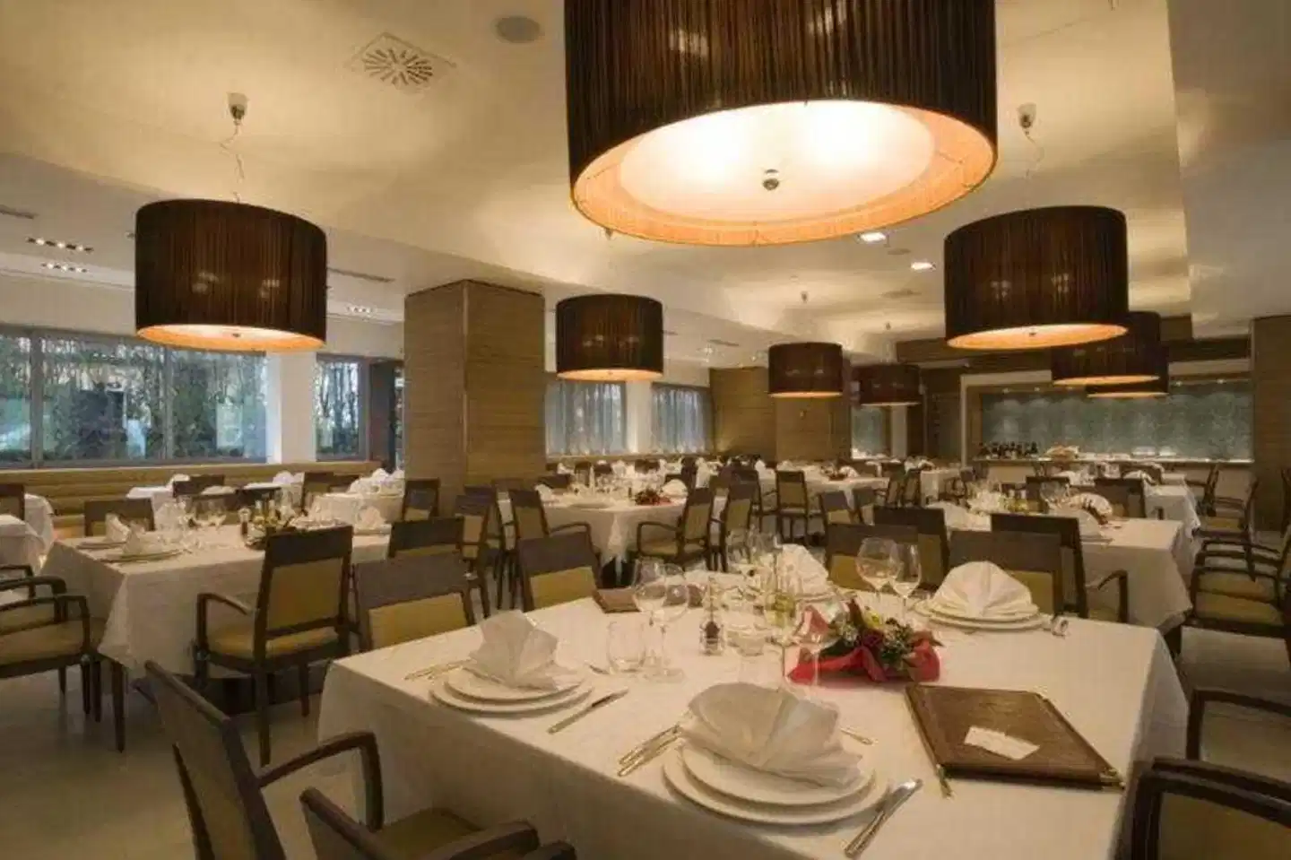 Antony Palace Hotel Restaurant