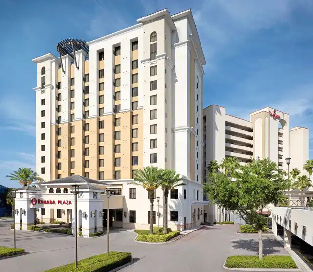 Ramada Plaza Resort & Suites International Drive Aussenansicht