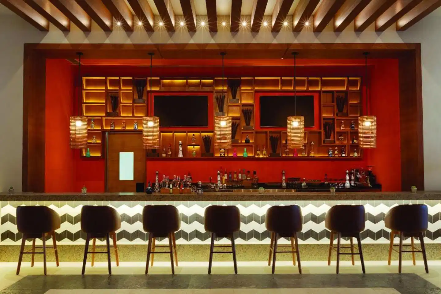 Hyatt Ziva Cancun Bar