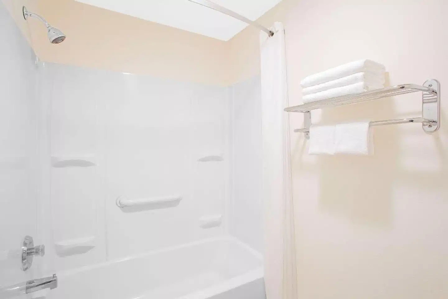 Super 8 by Wyndham Page/Lake Powell Badezimmer