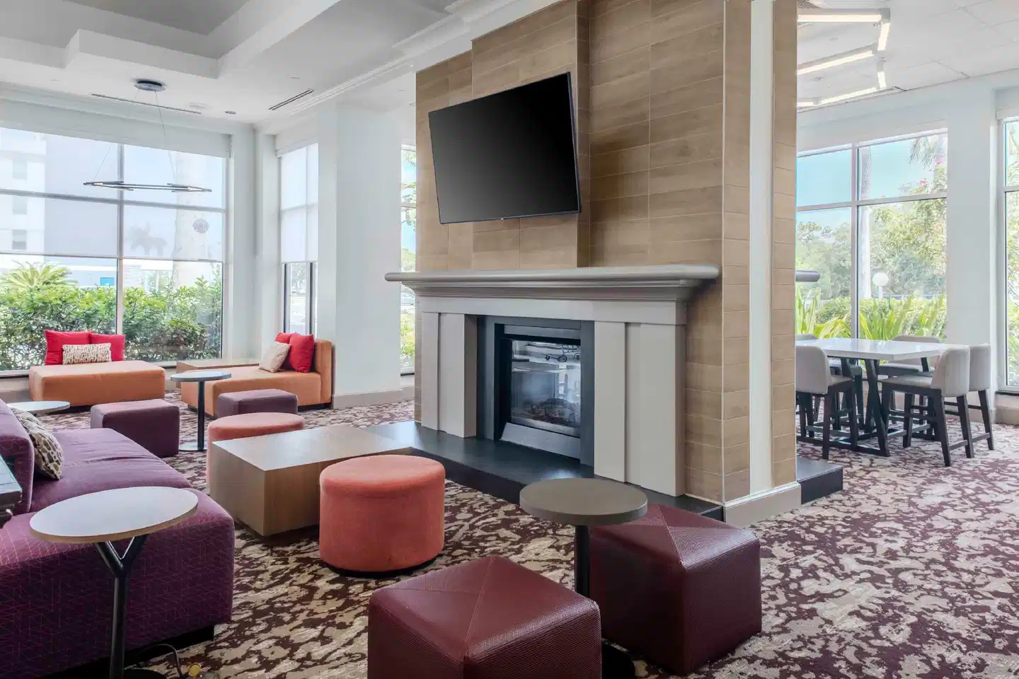 Hilton Garden Inn Sarasota-Bradenton Airport Lobby