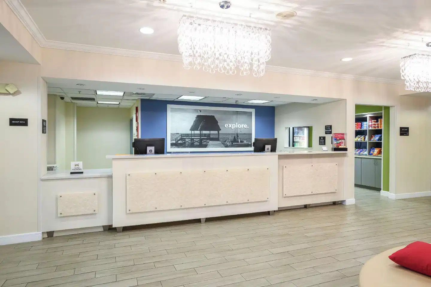 Hampton Inn Jacksonville - East Regency Square Lobby