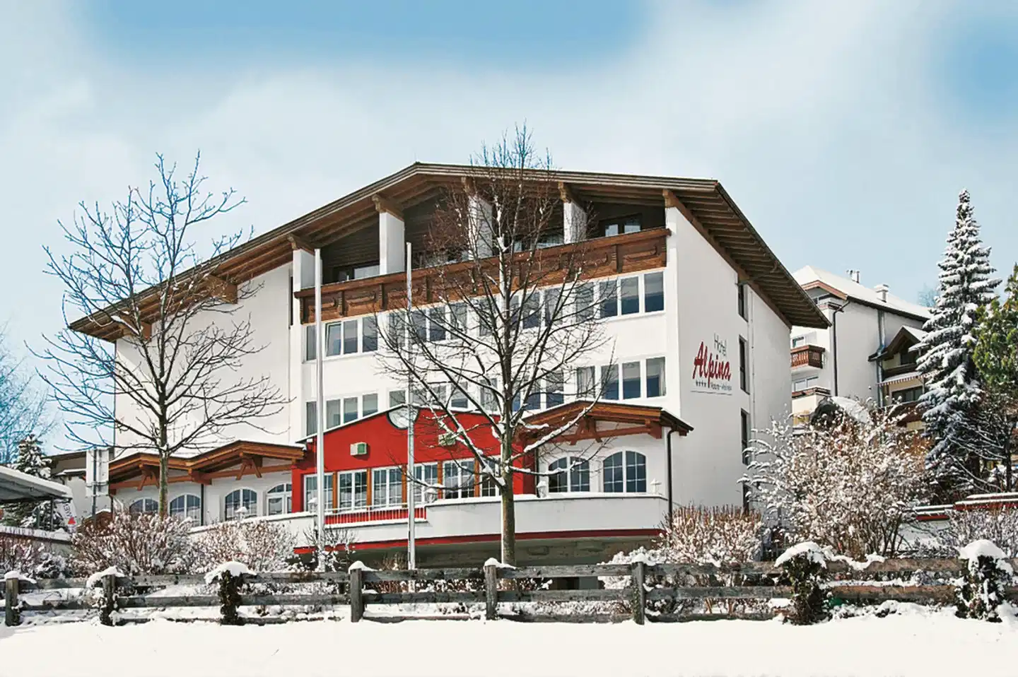 Alpina Resort Nature & Wellness Aussenansicht