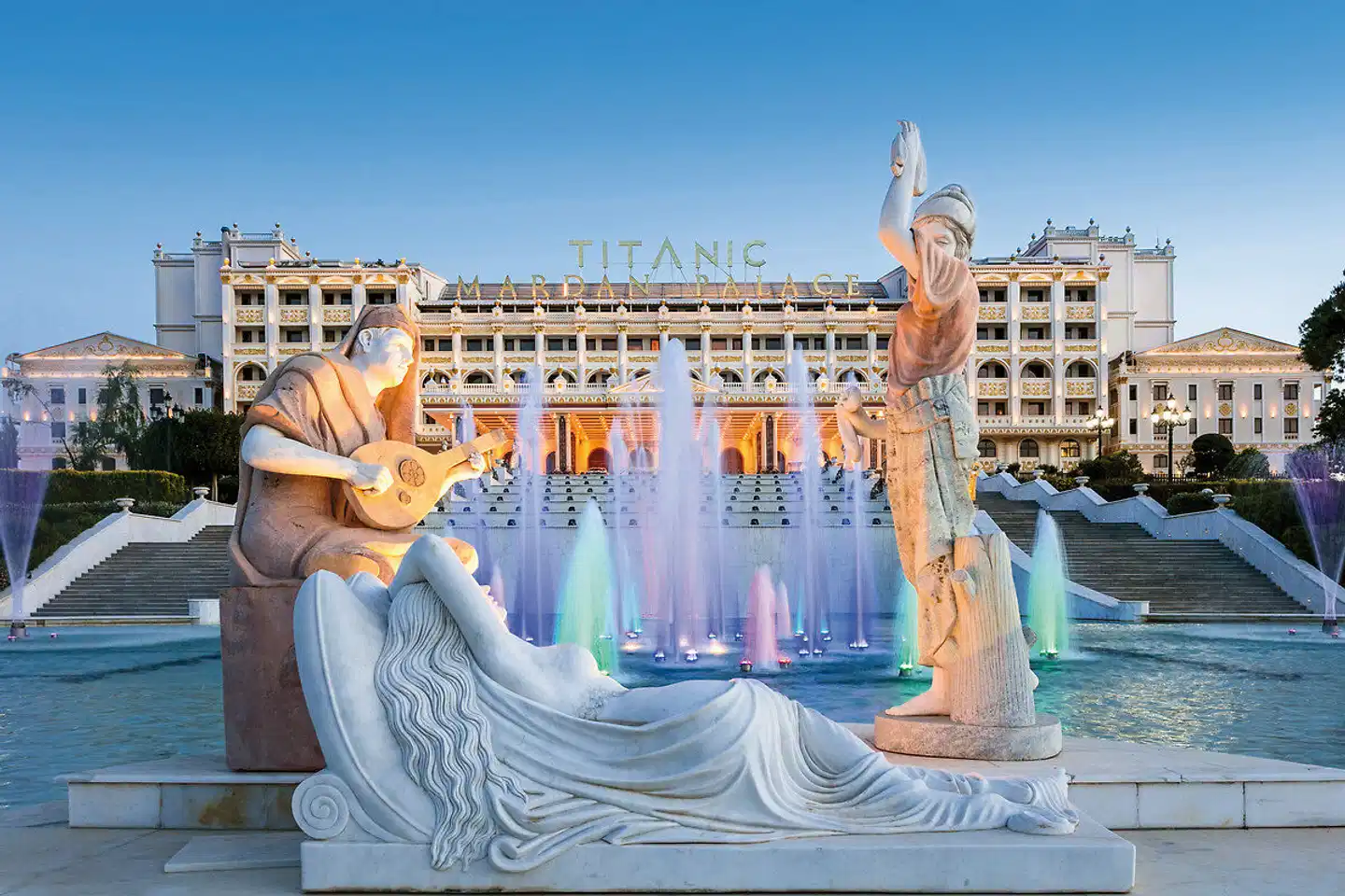 Titanic Mardan Palace Terrasse