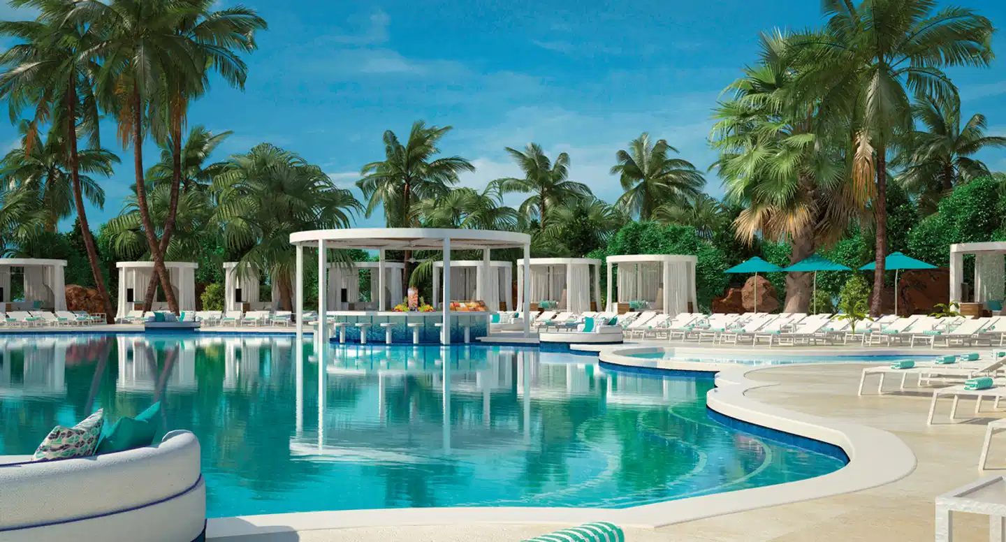 The Coral at Atlantis Pool