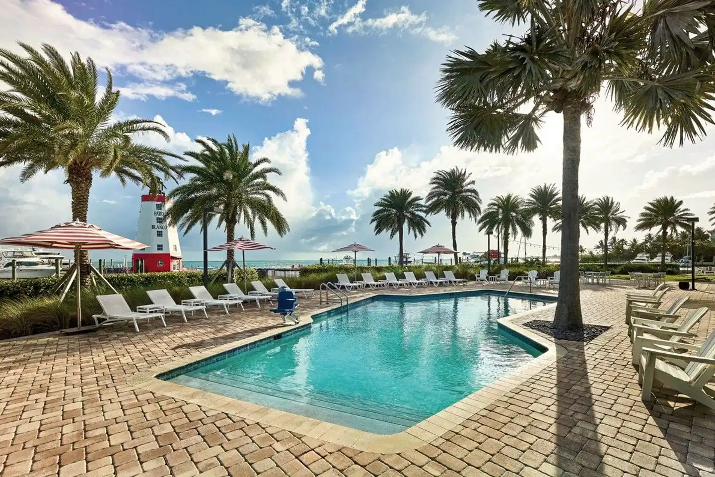 Faro Blanco Resort & Yacht Club Pool