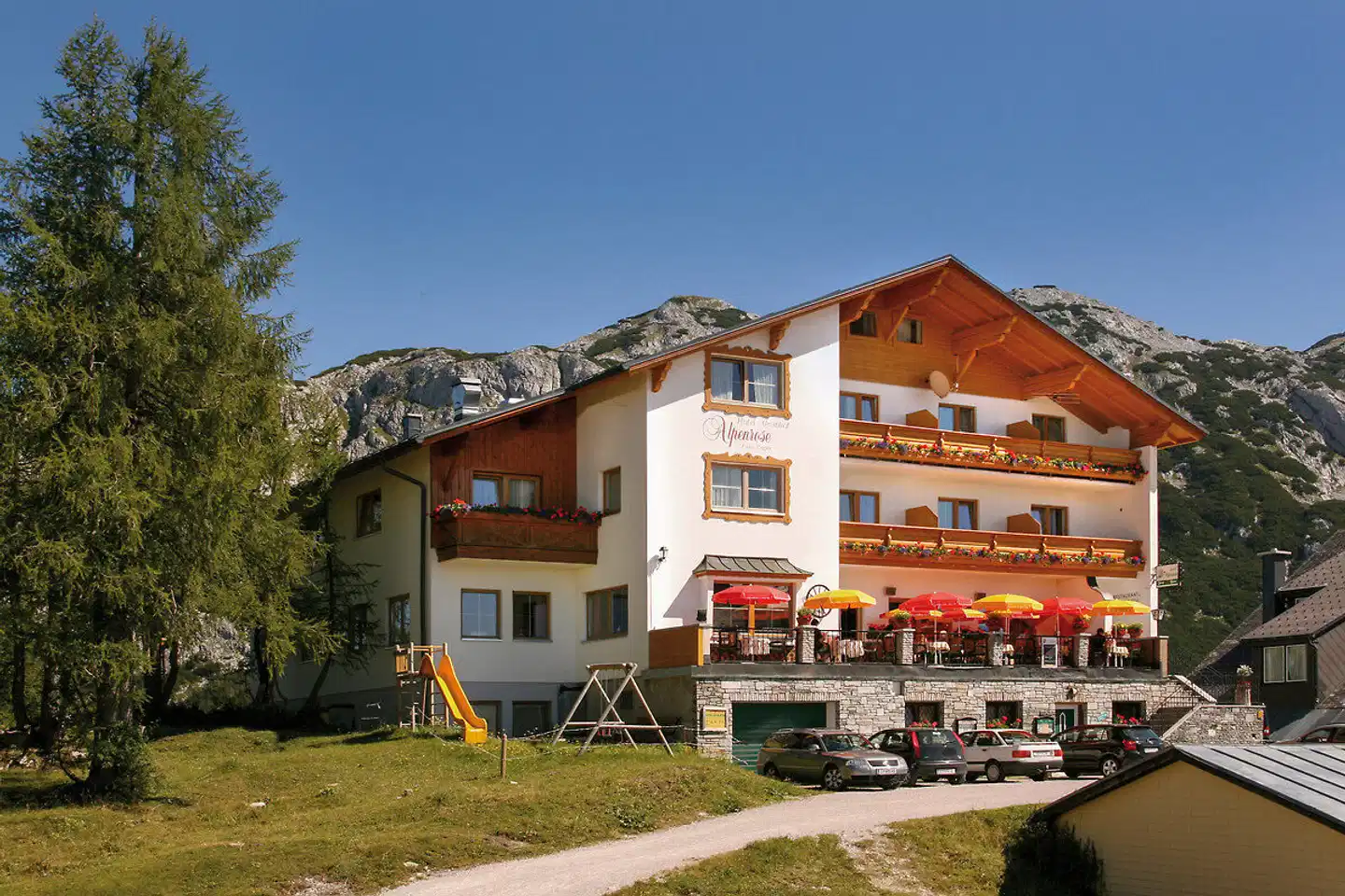 Alpenrose Aussenansicht