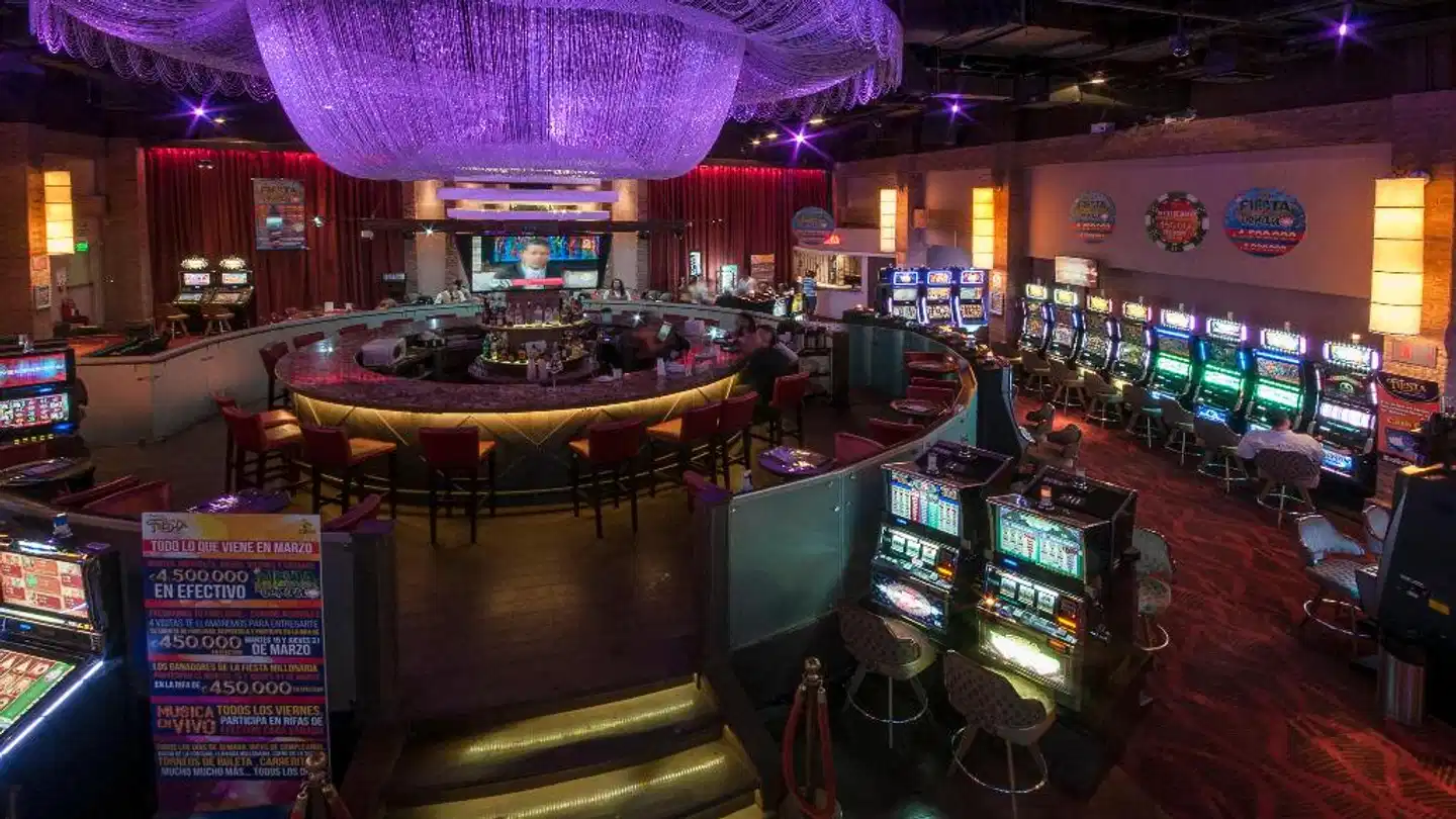 Delta Hotels by Marriott San Jose Aurola Bar