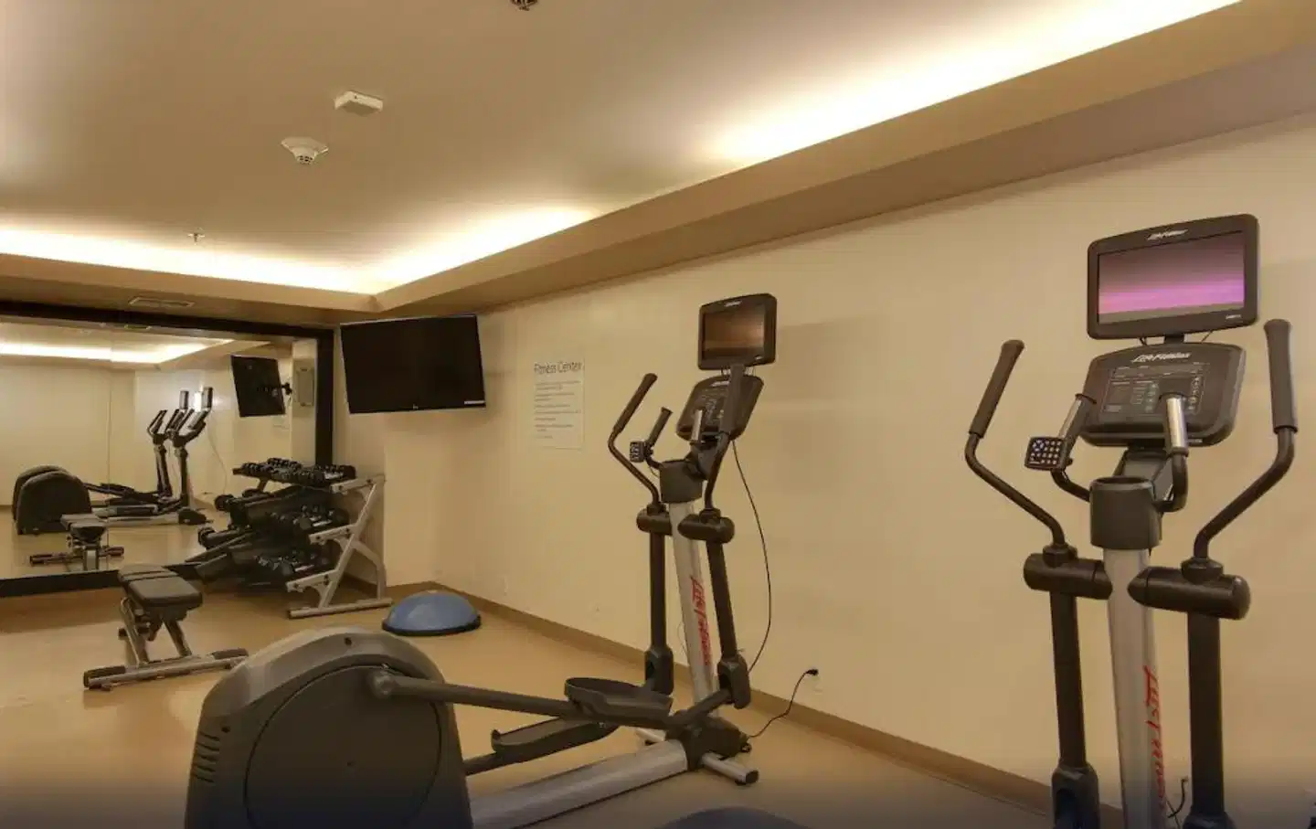 DoubleTree by Hilton Buena Park Sport und Entertainment