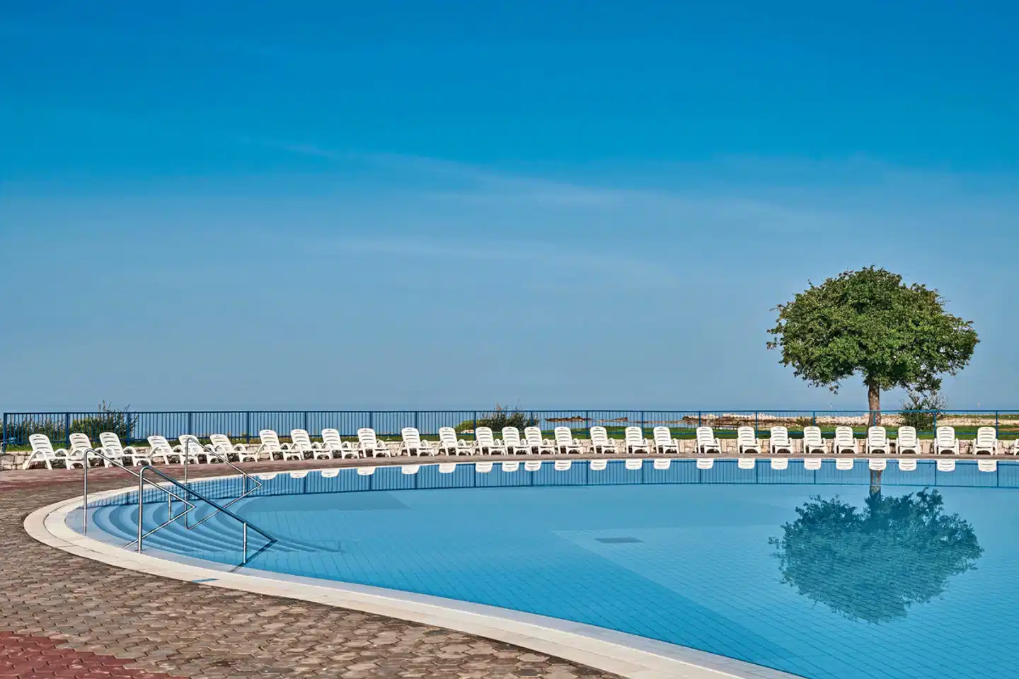 Apartments Polynesia Plava Laguna Pool