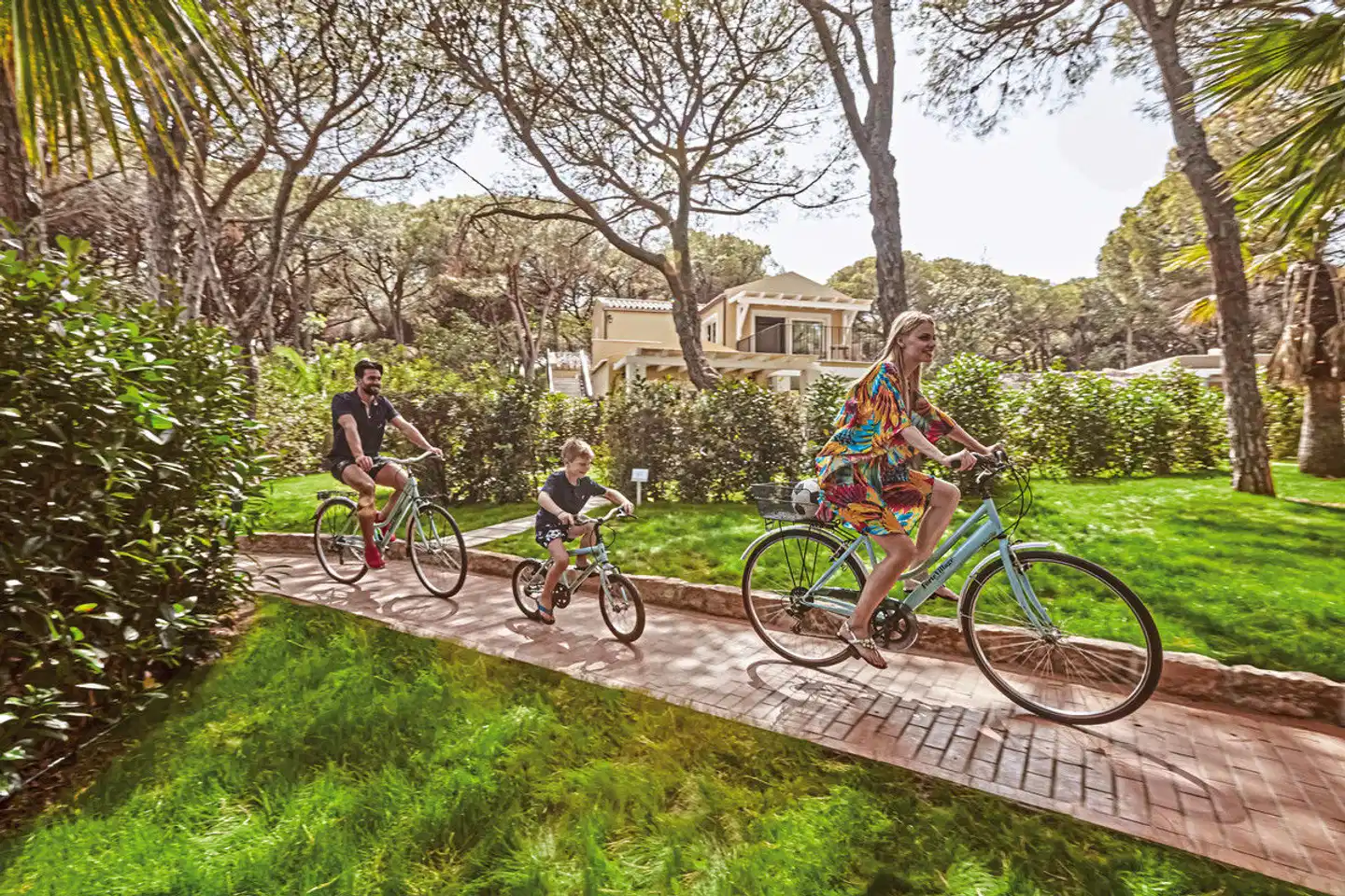 Forte Village - Bouganville Garten