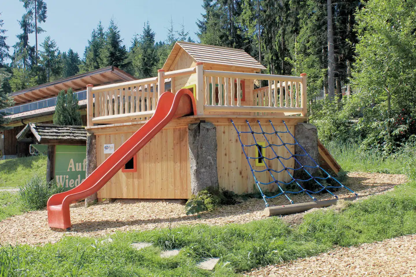 Luzenberg Aussenansicht