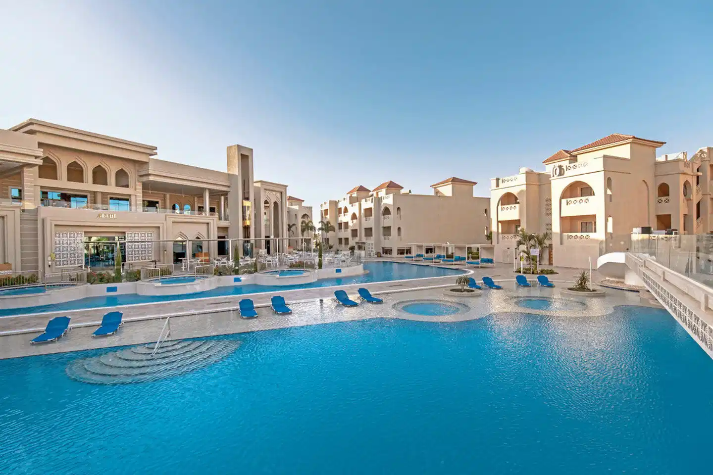 Pickalbatros Aqua Blu Resort Hurghada Pool