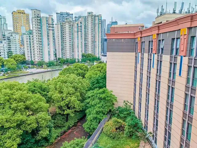 Holiday Inn Express Putuo Aussenansicht