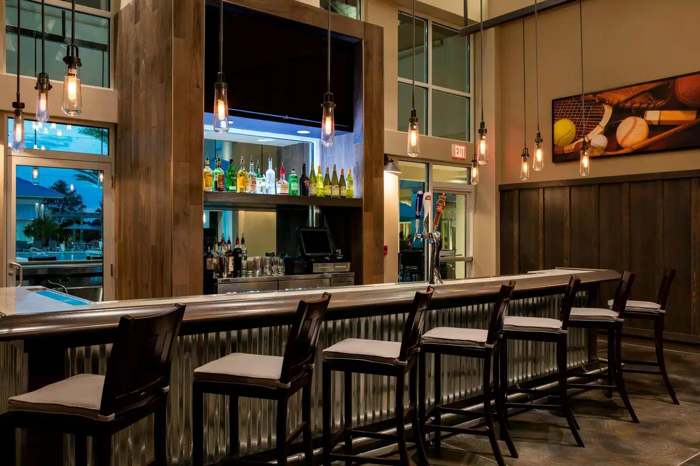 SpringHill Suites Orlando at FLAMINGO CROSSINGS® Town Center/West.Entr. Bar