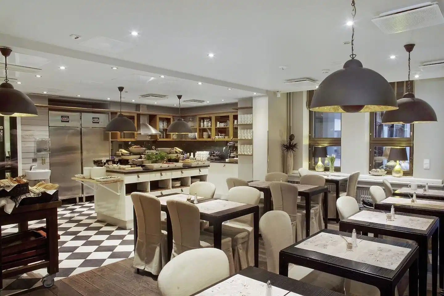 Hotel Fabian Helsinki Restaurant